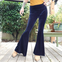 Load image into Gallery viewer, Absolute chic coziness in these must have flares! Featuring a nice wide medium-high rise fit waistband, the leg is fitted to the knees and flow out into a super flared hem, just slip on up these classics and have fun mixing + matching them with all of our other knit styles as well as everything else in your wardrobe!
