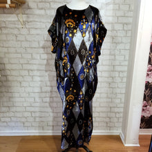 Load image into Gallery viewer, This luxurious kaftan is truly a one of a kind you will feel completely enamored in. Handcrafted using a bold diamond &amp; floral printed vintage velvet fabric is simply all you&#39;ll enjoy feeling, head to toe. Featuring a scoop neckline with an extended shoulder, loose fitting sleeve bands, double slide slits for ease of movement and front patch pockets. Giving all the old school vintage romantic feels, this subtle beauty will turn heads when she enters the room!
