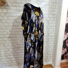 Load image into Gallery viewer, This luxurious kaftan is truly a one of a kind you will feel completely enamored in. Handcrafted using a bold diamond &amp; floral printed vintage velvet fabric is simply all you&#39;ll enjoy feeling, head to toe. Featuring a scoop neckline with an extended shoulder, loose fitting sleeve bands, double slide slits for ease of movement and front patch pockets. Giving all the old school vintage romantic feels, this subtle beauty will turn heads when she enters the room!
